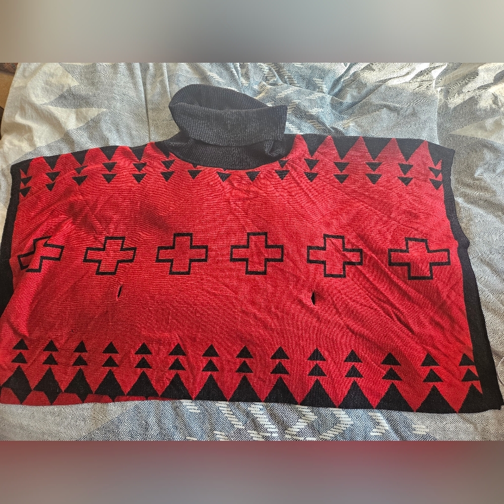 NWT - Krimson Klover 100% Merino Wool Geometric Poncho Sweater